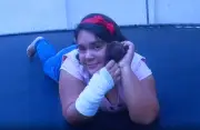 Mulher de 37 anos que fingia ter 12 é desmascarada por tia em SC