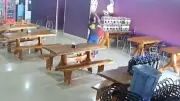 Mulher expulsa suspeita a chineladas após tentativa de furto em loja de açaí