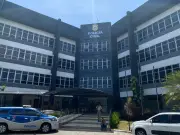 Mulher é morta a tiros dentro de salão de beleza em Salvador