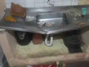 Mulher se tranca com filhos após ameaça do marido por som alto