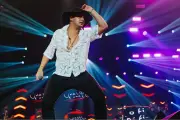 Natanzinho Lima agita Festa Junina de Votorantim neste sábado