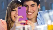 Novo romance 'O Wikiota' explora ascensão digital e fama nas redes sociais