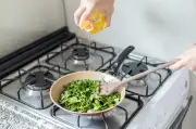 Ora-pro-nóbis: 5 formas de preparo que preservam nutrientes