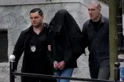 Pais de atirador escolar na Sérvia condenados à prisão