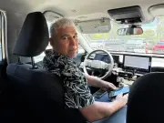 Paixão pelo Brasil une motoristas imigrantes em Los Angeles