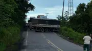 Pane mecânica em carreta interdita BR-174 no Amazonas