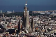 Papa Leão XIV celebra missa na Basílica da Sagrada Família em Barcelona