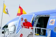 Papa Leão XIV chama abuso na Igreja de 'ferida ainda aberta' em visita à Espanha
