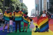 Parada de SP atrai mais não LGBTQIA+ e reforça preferência eleitoral