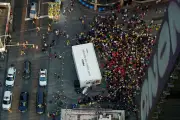 Público de 80.663 torcedores marca estreia do Brasil na Copa