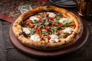 Pizza das Meninas: chefs se unem em projeto beneficente