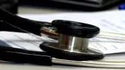 Plano de saúde e clínica condenados por cancelar consulta sem aviso