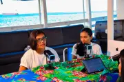 Podcast gravado em barco no Tapajós dá voz a jovens empreendedores da Amazônia