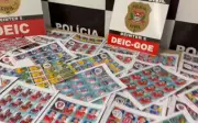 Polícia apreende figurinhas falsas da Copa em gráfica de Rio Preto