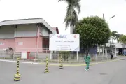 Policial civil baleado em Niterói passa por cirurgia após fratura exposta