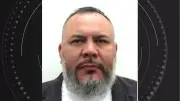 Policial morto a tiros por amigo após briga por batidas no portão em Cascavel
