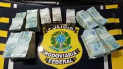 PRF apreende R$ 500 mil em mochila em ônibus na BR-262 no ES