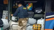 PRF encontra ossada e cinzas humanas em mala em ônibus no DF