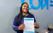 Primeira mulher opera guindaste no Porto do Itaqui, no Maranhão