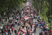 Professores protestam na Cidade do México a 48h da Copa do Mundo 2026