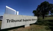 PT e PL lideram ações por remoção de conteúdo e IA no TSE