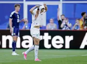 Puma enfrenta terceiro caso de camisa rasgada na Copa do Mundo
