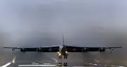 Queda de B-52 nos EUA mata 8; Irã ameaça Boeing