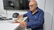 Radialista de 80 anos conta como viveu todos os 5 títulos do Brasil em Copas