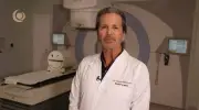 Radioterapia adaptativa e rastreamento tumoral revolucionam tratamento oncológico