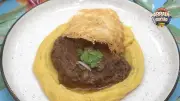 Ragu Sertanejo com polenta: receita junina da TV Grande Rio