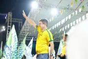 Randolfe realiza megaevento de pré-campanha mesmo com suspensão judicial