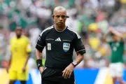 Árbitro brasileiro Wilton Sampaio viraliza com inglês confuso na abertura da Copa