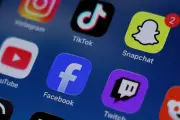 Reino Unido proibirá redes sociais para menores de 16 anos