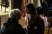 Remakes de novelas e filmes criam 'atalhos emocionais' na era do excesso de conteúdo