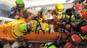 Resgate heroico na Venezuela: homem sobrevive 100h sob escombros