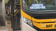 Rio de Janeiro: ônibus municipais deixam de aceitar pagamento em dinheiro