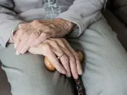 RJ lidera inadimplência entre idosos no Brasil, aponta estudo