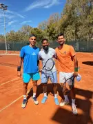 Rodinei joga tênis com Novak Djokovic em Atenas durante férias