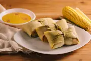Segredo da pamonha perfeita: chef revela truque essencial com a palha