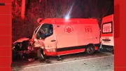 Seis feridos em colisão entre carro e ambulância na BR-262 no ES