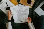 Senacon investiga juros abusivos de até 957% ao ano em crédito pessoal