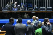 Senado aprova projetos de R$ 215 bi e desafia governo Lula