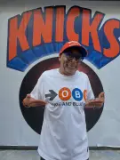 Spike Lee marca presença em treino da seleção brasileira nos EUA