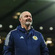 Steve Clarke renuncia ao cargo de técnico da Escócia após eliminação na Copa de 2026
