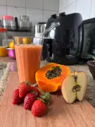 Suco de mamão e maçã: receita poderosa para ressaca