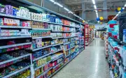 Supermercados em Goiás podem abrir aos domingos após suspensão de acordo