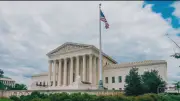 Suprema Corte dos EUA amplia e limita poderes de Trump em decisões históricas