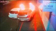Suspeito pula de carro em chamas durante perseguição no PR