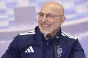 Técnico da Espanha elogia Cabo Verde antes de jogo na Copa