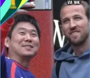 Técnico do Japão pede selfie a Harry Kane e divide opiniões